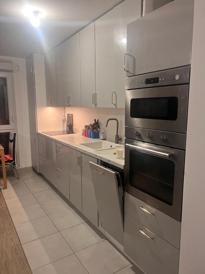 Chambre Privee Dans Un Appartement A 37 Min De Champs Elysees ซัคทรูวิลล์ ภายนอก รูปภาพ